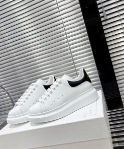 Alexander McQueen 'Black & White'