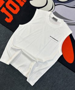 Engagement/Joy Graphic Tank Top 'White'
