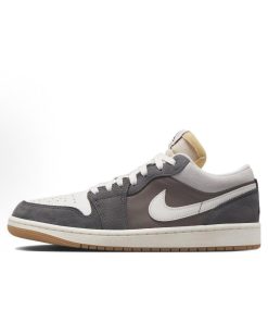 Jordan 1-Low 'SNKRS Day Korea Magpie'