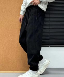 Loose-Fit Black Jogger Sweatpants