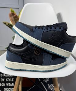 Jordan 1-Low 'Black Dark Obsidian'