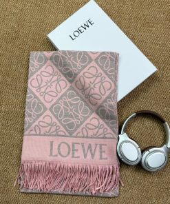 Premium Wool–Silk Blend Luxury All-Season Lightweight Pink/Grey Scarf