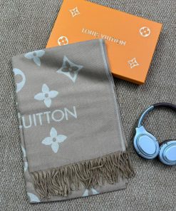 Premium Wool–Silk Blend Luxury All-Season Lightweight Light Beige/White Scarf