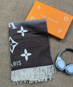 Premium Wool–Silk Blend Luxury All-Season Lightweight Faded Brown/Beige Scarf