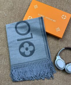 Premium Wool–Silk Blend Luxury All-Season Lightweight Light/Dark Grey Scarf