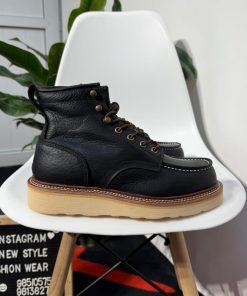 Red Wing Classic Moc-toe Boots 'Black Harness'