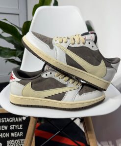 Jordan 1 Retro Low Travis Scott 'Reverse Mocha'