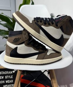 Jordan-1 Retro High 'Travis Scott'