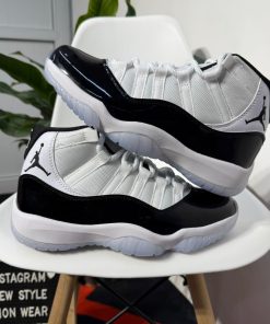 Jordan-11 Retro 'Concord'