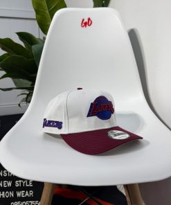 New Era Lakers 9FORTY Snapback Cap 'Cream/Maroon'