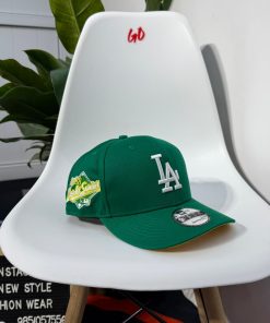 New Era Dodgers 9FORTY Snapback Cap Green/White World Series Patch