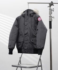 Canada Goose Chilliwack Bomber 'Graphite Grey'