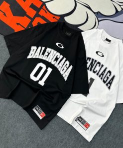 Balenciaga 01 Label Tshirt-Half 'Black'