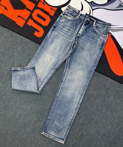 Straight-fit Blue Wash Distressed Denim Jeans-Pant