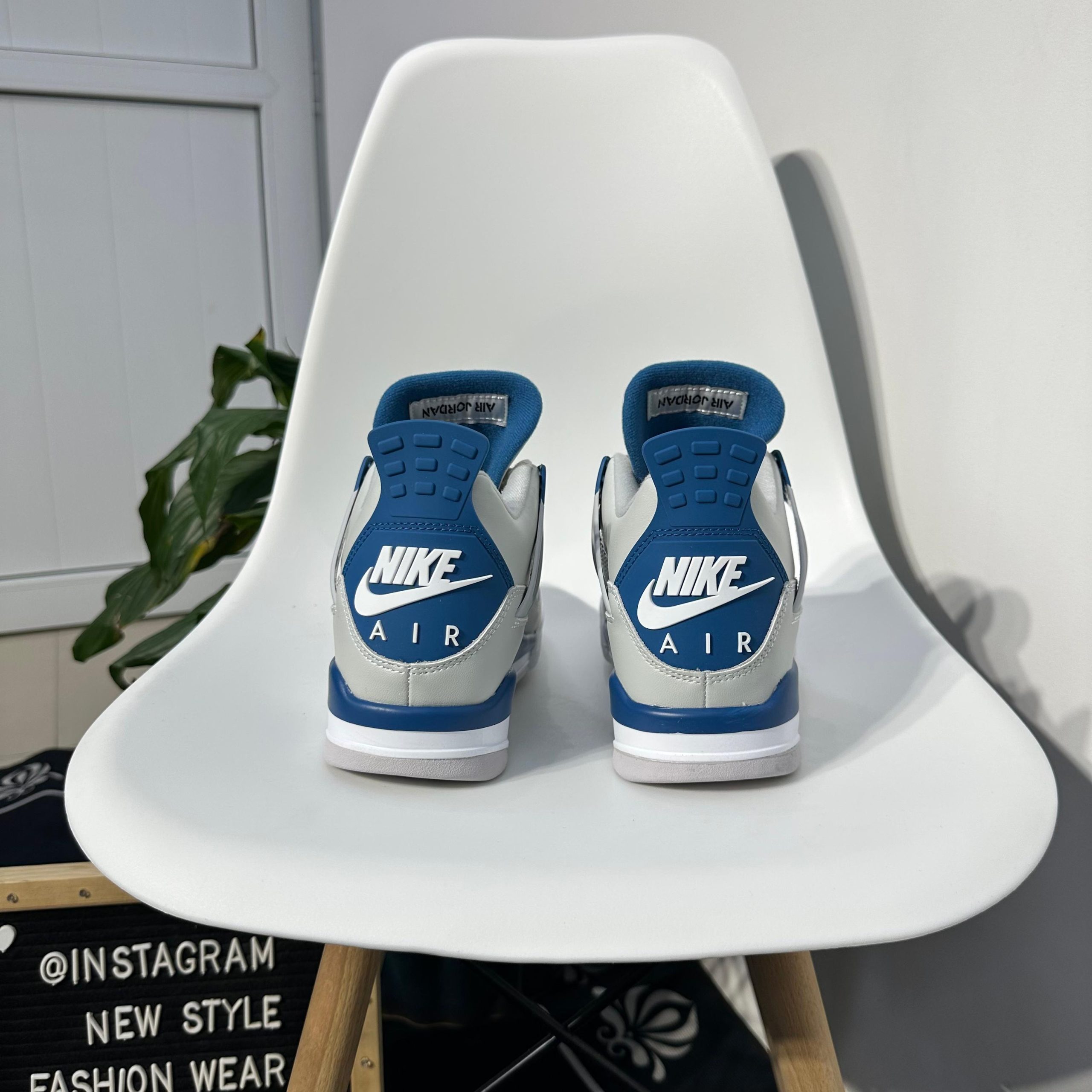 Jordan-4 Retro 'Military Blue' - Image 10