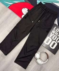 Athleisure Comfort-Fit Drawstring Black Pant