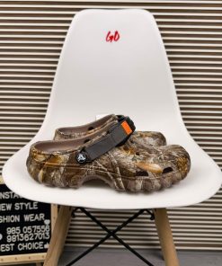 Forest Camo Comfort Clogs Lightweight Slip On Casual Outdoor Sandals 'Brown'