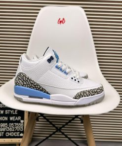 Retro Basketball Sneakers Premium Streetwear Casual High Top Shoes 'UNC'