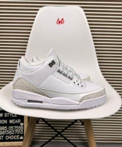 Retro Basketball Sneakers Premium Streetwear Casual High Top Shoes 'Ivory White'