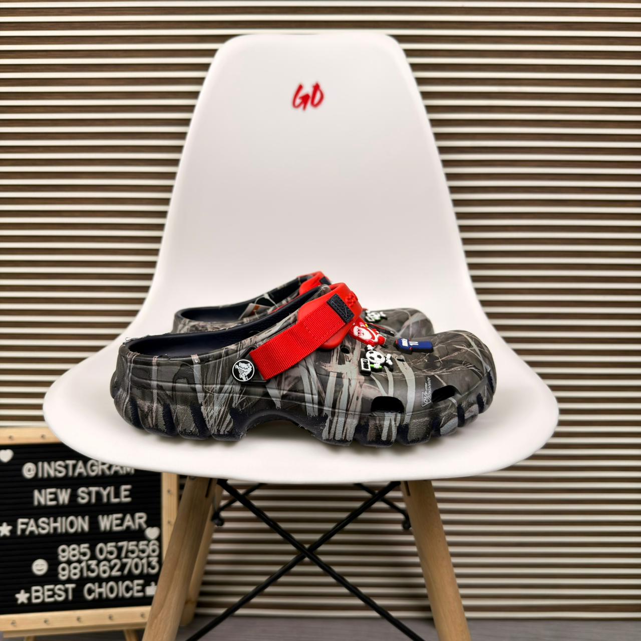 Forest Camo Comfort Clogs Lightweight Slip On Casual Outdoor Sandals 'Red'
