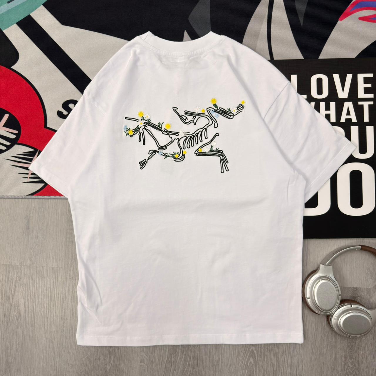 Premium Oversized Graphic Cotton T-Shirt White - Image 3