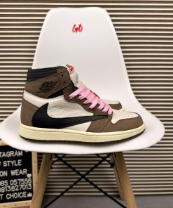 Travis Classic High-Top Sneaker