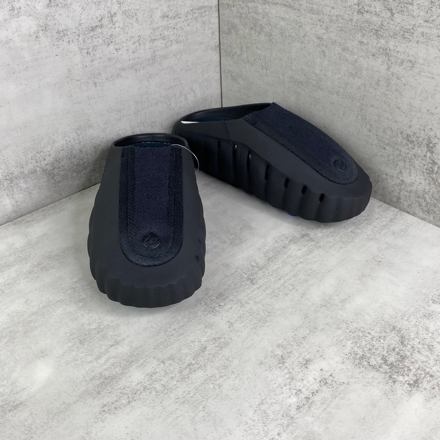 Lightweight Comfort Slide Sandals Casual Everyday Slip On Slippers Black Purple - Image 4
