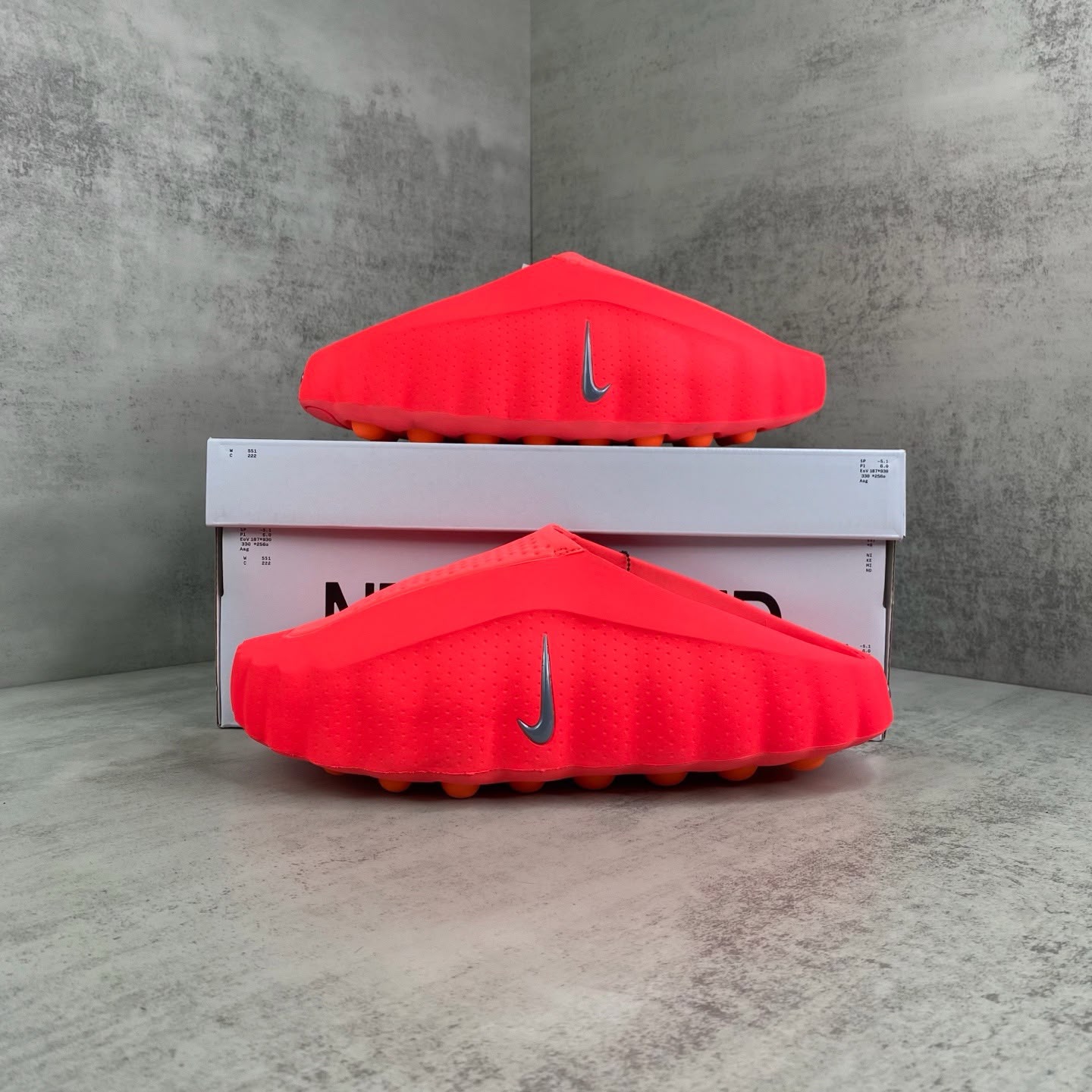 Lightweight Comfort Slide Sandals Casual Everyday Slip On Slippers 'Crimson Red'