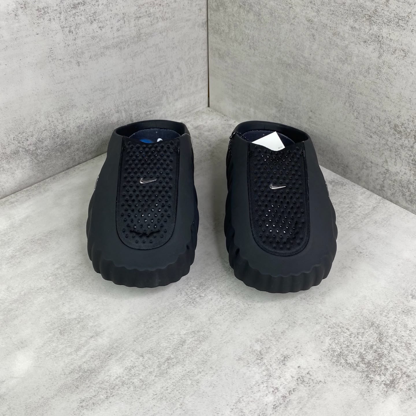 Lightweight Comfort Slide Sandals Casual Everyday Slip On Slippers Navy & Black - Image 3