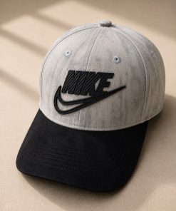 Premium Two Tone Snapback Cap Embroidered Logo Casual Streetwear Dirty White Black Hat