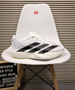 Lightweight Comfortable Everyday Performance Black & White Sneaker