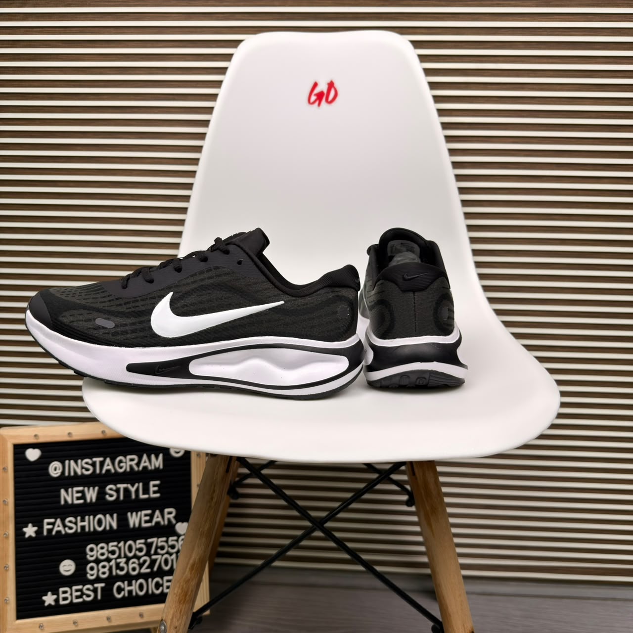 Black & White Everyday Casual Comfortable Cushioned Sneaker - Image 2