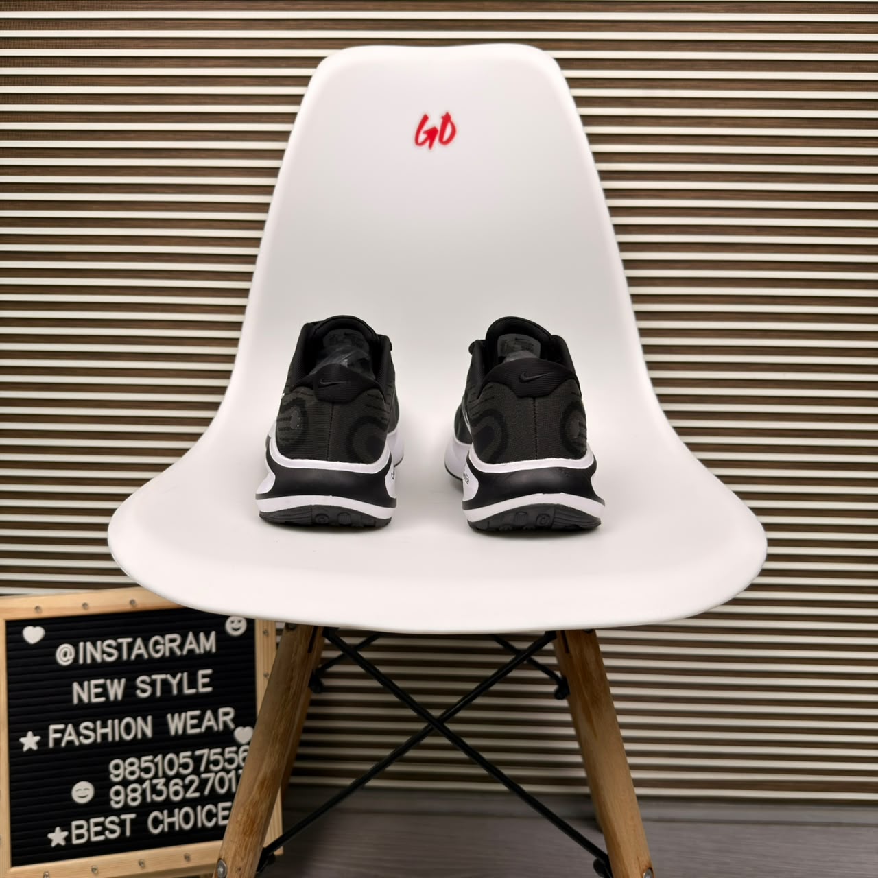 Black & White Everyday Casual Comfortable Cushioned Sneaker - Image 4
