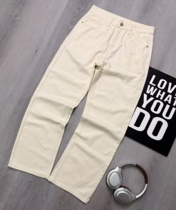 Premium Straight-Leg Everyday Cream Pant