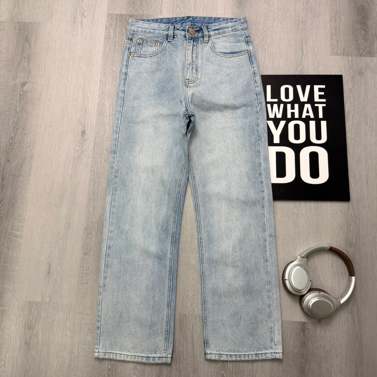 Premium Straight-Leg Everyday Vintatge Light Blue Pant - Image 4