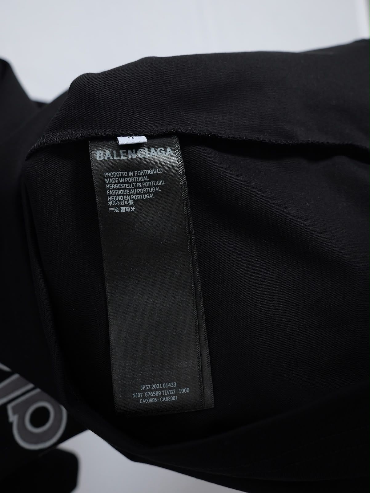 Black Football Inspired Jersey - Image 9