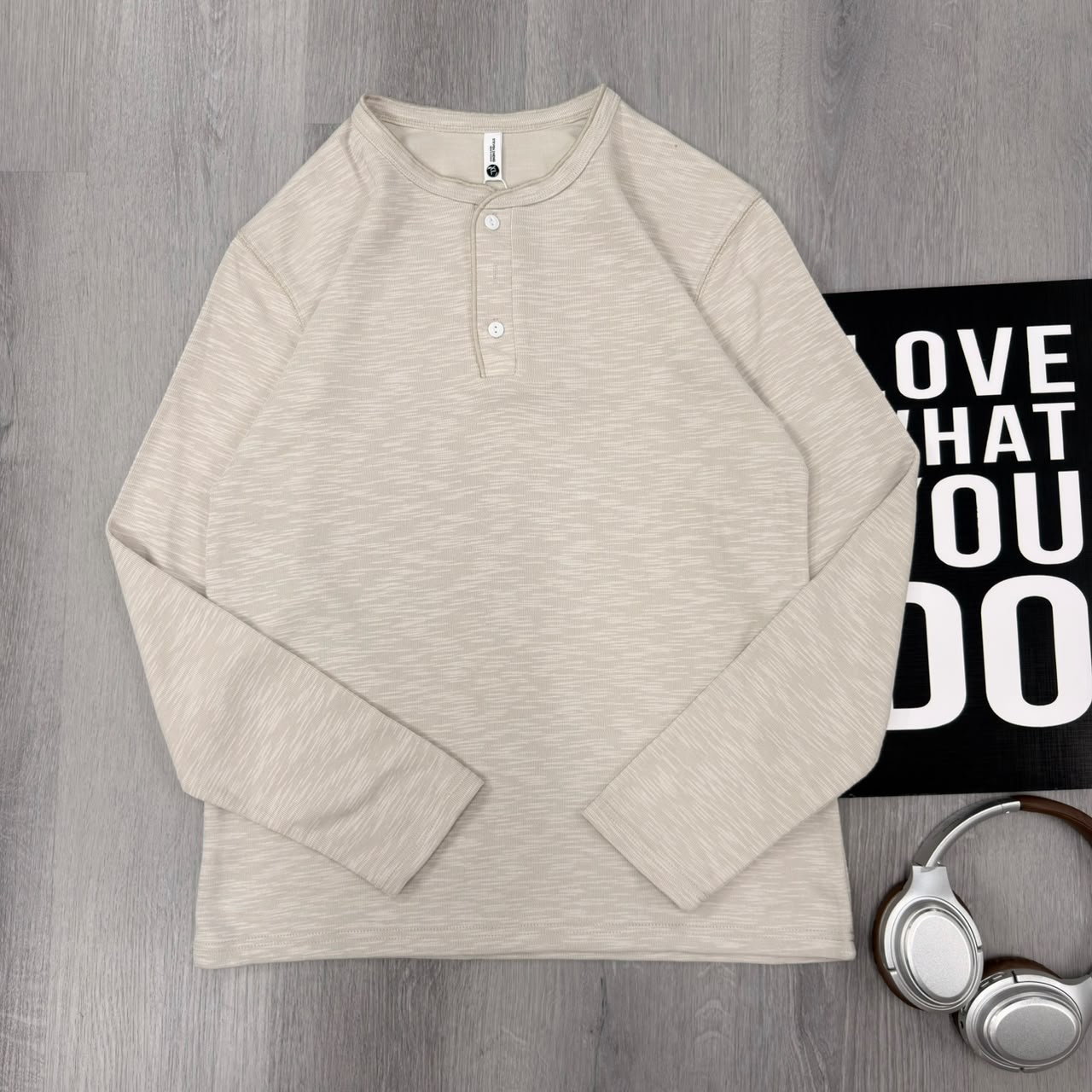 Cream Textured Long-Sleeve Henley - Image 2