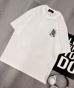 White Bear Graphic Classic T-Shirt