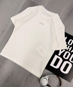 Minimal Line Detail White T-Shirt