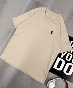 Minimal Performance Logo Beige T-Shirt